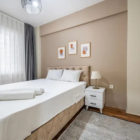 Convenience 2br Flat Wac 5 Min To Taksim Square Apartamento *