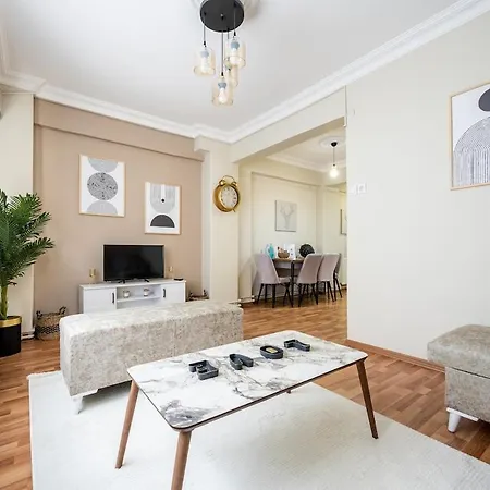 Convenience 2br Flat Wac 5 Min To Taksim Square Апартаменты *