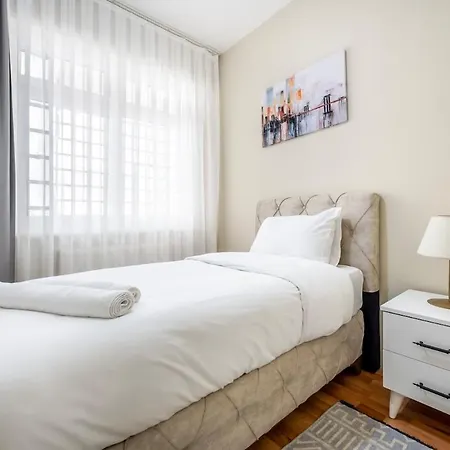 Convenience 2br Flat Wac 5 Min To Taksim Square 이스탄불